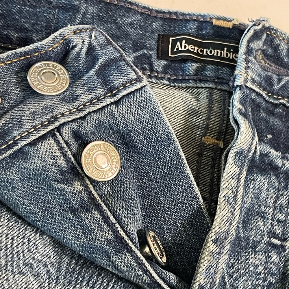 Abercrombie & Fitch boho distressed high rise embroidered floral jean shorts 26 - Picture 13 of 15